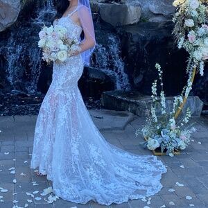 Wedding dress for Sale